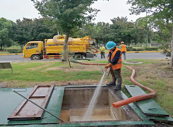 木兰化油池清理